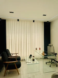 کلینیک زیبایی دکتر قیامی
