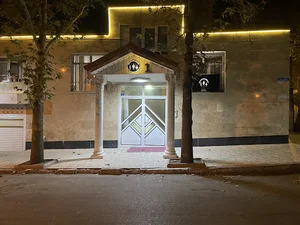 Electronics house