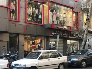 تولیدی گالری شب
