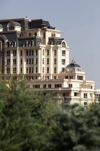 nona real estate