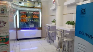 آبمیوه بستنی زائرآقا