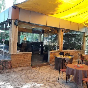 کافه رستوران ودمنوش سرای سبب