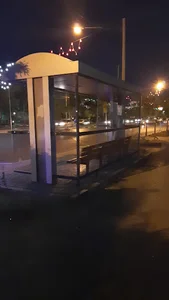 ایستگاه اتوبوس