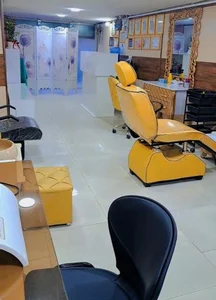 سالن زیبایی عروس طلایی