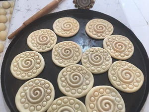شيرينی سنتی فتحی - كلوچه سنتی فومن