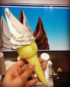 Lale Ice Cream (Saberi)