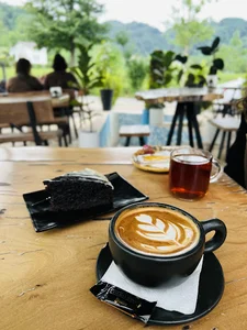 Cafe bloom