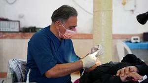 مطب دندانپزشکی دکتر رخ فیروز