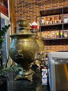 کافه باقلوای ترکی و جلاتو تک سین علی کنتیا