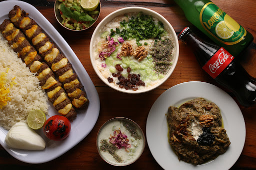 اقامتگاه و رستوران و کافه سنتی دالان بهشت