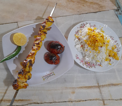 رستوران بزرگ سرچاهان