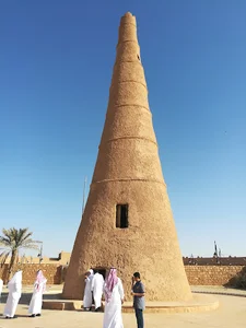 Al Shinanah Historical Tower