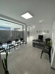 مطب دندانپزشکی دکتر رها مرادی
