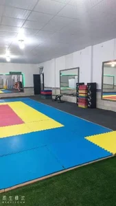 باشگاه ورزشی ماهد 5
