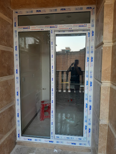 درب و پنجره دوجداره و توری