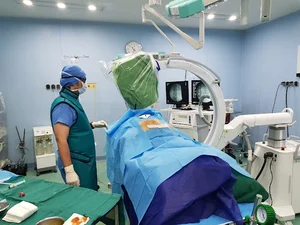 کلینیک درد دکتر نقره کار