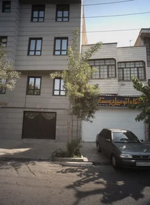 نمایشگاه اتومبیل دوستان 2