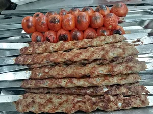 رستوران چرب و چیلی