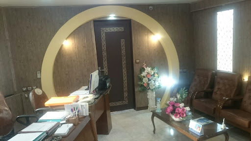 کارگزاری رسمی بیمه مومنی