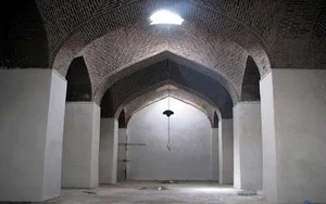 آب انبار شیخ علیخان زنگنه