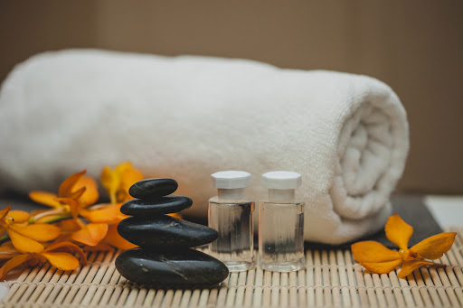 Lucky Lake Spa Massage Center