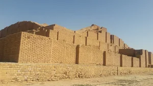موزه آثار تاریخی چغازنبیل و هفت تپه