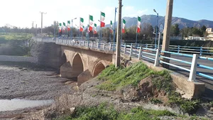 پل تاریخی قاضی زاهد