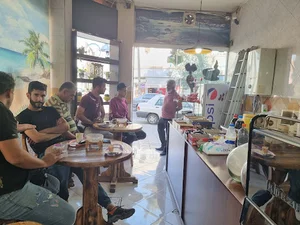 کافه اقاجون