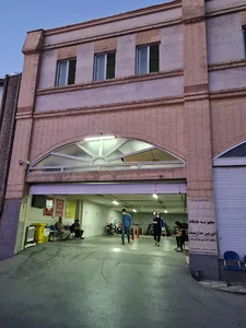 پارکینگ حمام قلعه