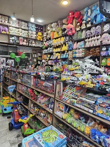 سیسمونی و اسباب بازی پروانه ها