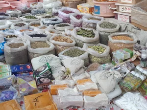 فروشگاه عطاری ادویجات و گیاهان دارویی و خشکبار اکبری
