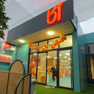 خانه بازی آکا