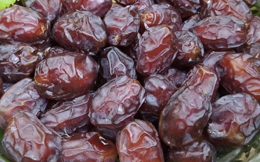 خرما فروشی آهنی