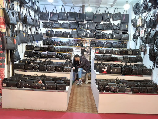 فروشگاه شیک و پیک