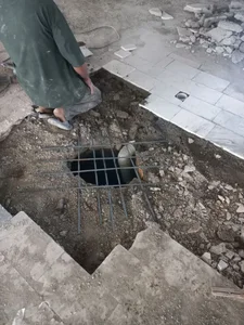 تخلیه چاه و لوله‌بازکنی در میدان ولیعصر 4