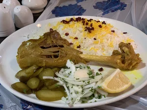 رستوران بهارتاتا