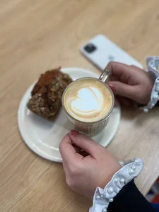 فروشگاه و کافه بیکری میجیک