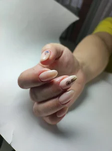 مرکز کاشت ناخن و اسپاماهیسا