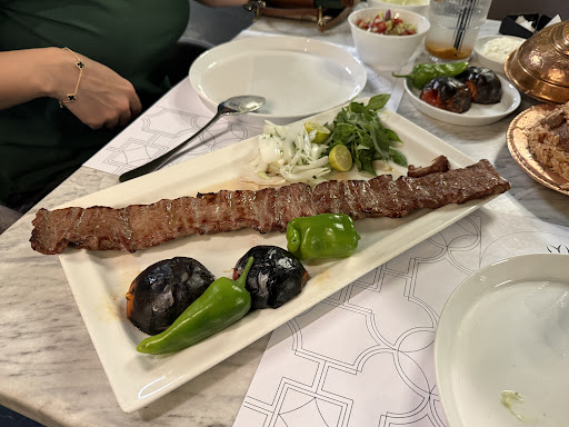 رستوران یاز