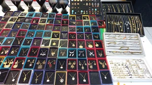 بدلیجات وساعت گوزل