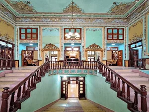 موزه تاریخ شهرداری(عمارت باغ زرشک)