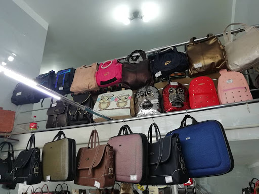 مهرگان کیف و کفش