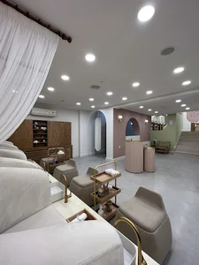 سالن زاها نیل بار