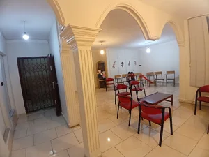 آموزشگاه زبان دخترانه و پسرانه صادق