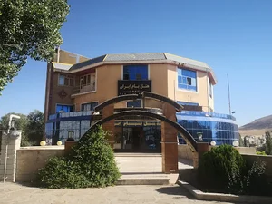 کافه و هتل بام ایران