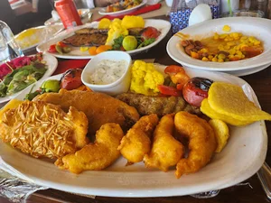 رستوران ستاره هتل آسمان
