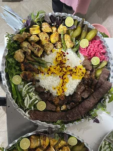 رستوران و هایپرمارکت گرین