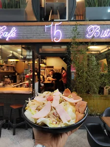 Cafe 75