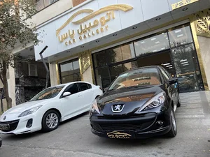 اتومبیل یاس