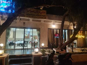 رستوران عمو اکبر 3